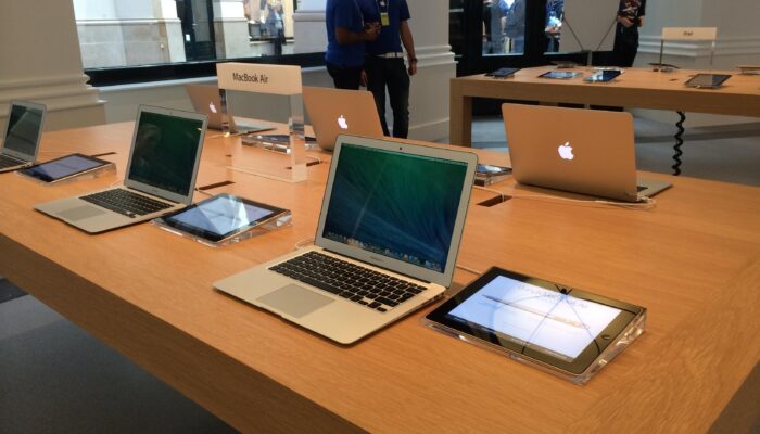 Apple Naikkan Harga MacBook dan iPad, Biaya Komponen Mulai Membebani Konsumen