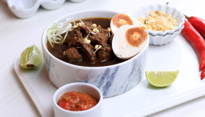 Cara Membuat Rawon Surabaya yang Gurih dan Hitam Pekat, Resep Lengkap dan Mudah Dipraktikkan