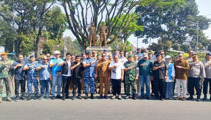 Baksos Hari Bakti TNI AU, Percantik Monumen TRIP