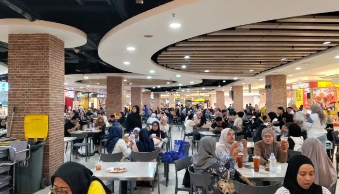 Food Court BG Junction Surabaya Jadi Favorit Pecinta Kuliner, Sajikan Aneka Menu Lezat dengan Harga Terjangkau