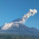 Semeru Erupsi Diikuti Awan Panas Guguran