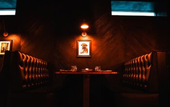 Perbedaan lounge dan bar
