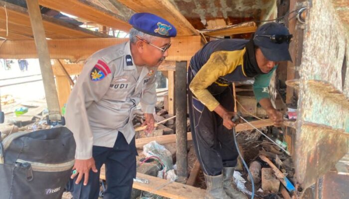 Polairud Pati Tingkatkan Edukasi Pencegahan Kebakaran Kapal di Galangan Juwana