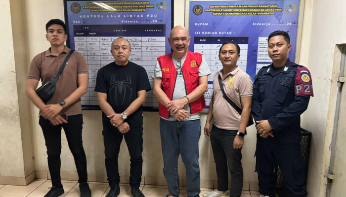 Kejari Surabaya Tangkap Buronan Rp10 M
