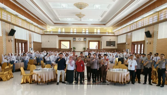 Kominfo Jatim Ajak Siswa Sekolah Rakyat Waspada Siber
