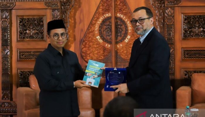 Bawaslu Ajak Mahasiswa Unair Lawan Hoaks Pemilu