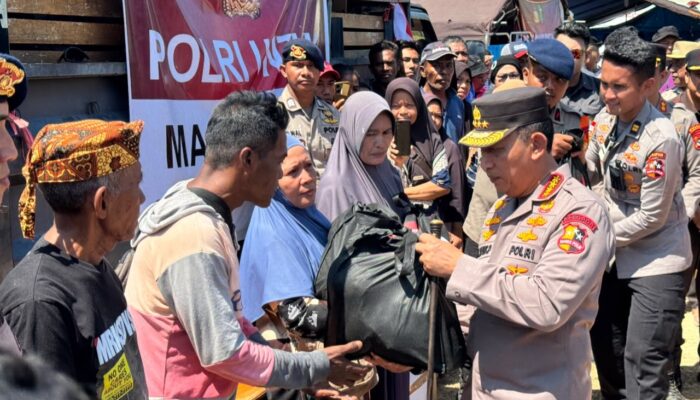 Gempa NTT, 70 Tewas, 40 Ribu Mengungsi