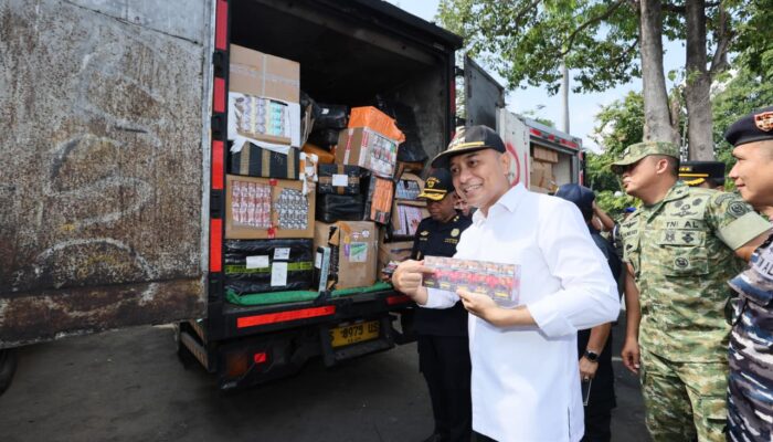 Surabaya Musnahkan 43 Juta Rokok Ilegal