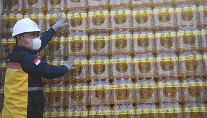 194 Ribu Liter MinyaKita Masuk Pasar Sidoarjo