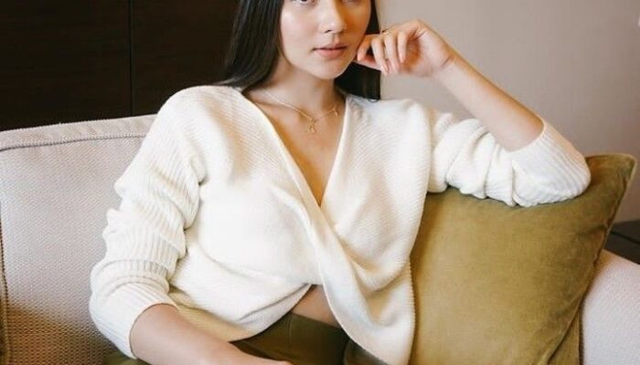 Jessica Mila Klarifikasi Perjalanan ke Pulau Padar