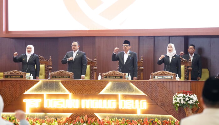 Jawaban P-APBD 2026: Khofifah Genjot Belanja Rp2,64 Triliun dan Perkuat Infrastruktur Jatim
