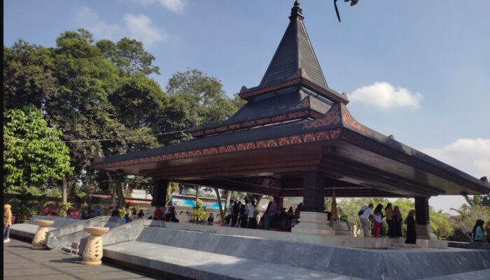 Makam Bung Karno Resmi Dibuka 24 Jam