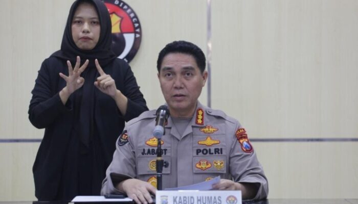 Pejabat Polda Jatim Dirotasi