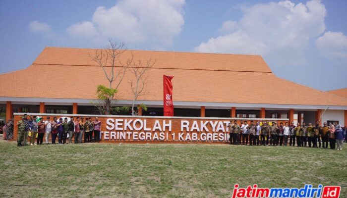 Bupati Gresik Resmi Buka MPLS Sekolah Rakyat Terintegrasi