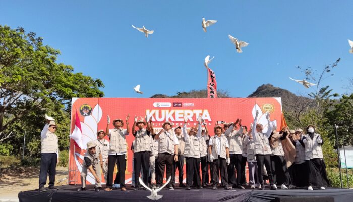 Perkuat Kontribusi Desa, 456 Mahasiswa Universitas Kadiri Resmi Diterjunkan dalam Kukerta 2026