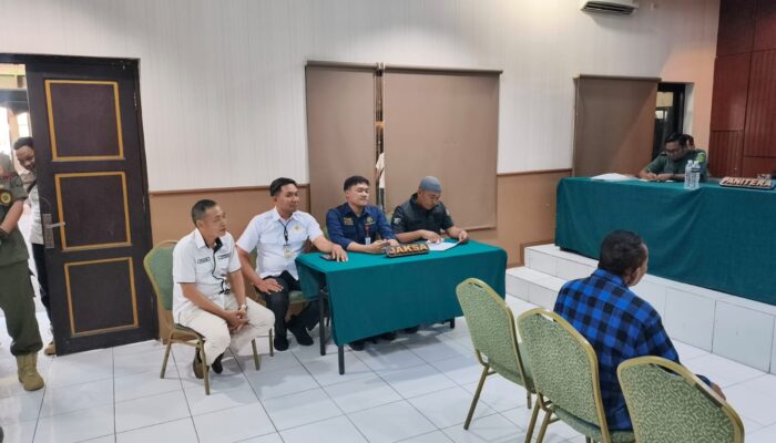 Razia Miras Ilegal Sidoarjo Berujung Sidang Tipiring: 4 Pelaku Usaha Divonis Denda dan Ribuan Botol Disita