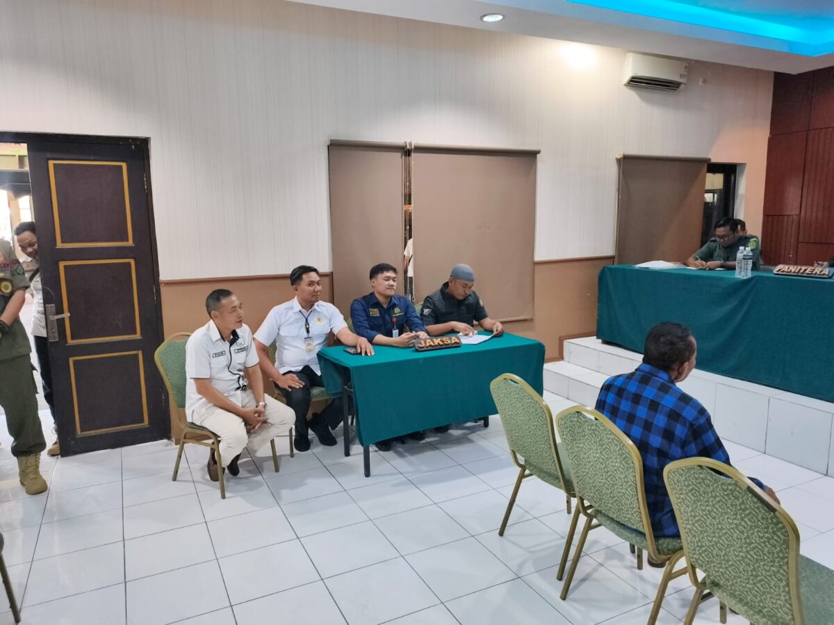 Miras ilegal Sidoarjo