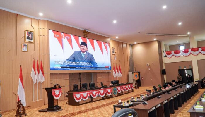 Bupati Yes dan Forkopimda Lamongan Simak Pidato Kenegaraan Presiden Prabowo