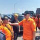 BASARNAS Lepas 15 Personel SAR ke NTT dari Surabaya