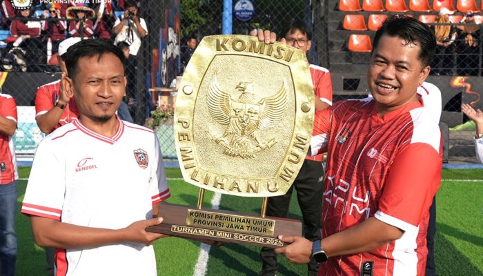Semarak Mini Soccer KPU Jatim Cup 2026: KPU Bangkalan Raih Juara 1, Aang Kunaifi Tegaskan Soliditas 38 Satker
