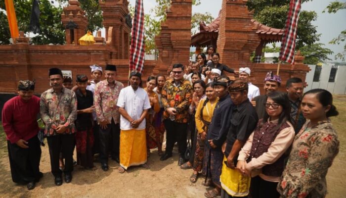 Jaga Toleransi Sejak Dini, Mas Dhito Resmikan Tiga Tempat Ibadah di SMP Negeri 3 Grogol