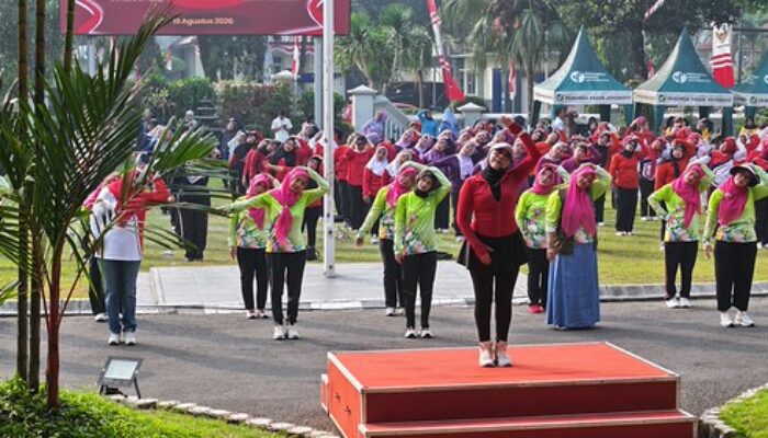 Semarak HUT ke-81 RI, Mbak Wali Kota Vinanda Buka Lomba Agustusan DWP