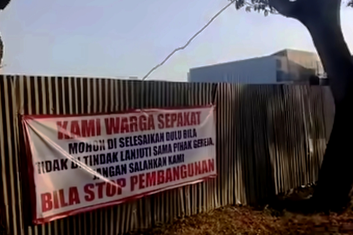 DPRD Surabaya