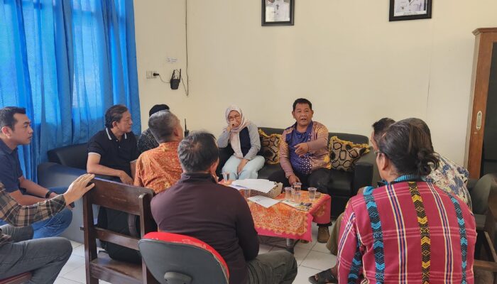 Pagar Makam Campurejo Disoal, Warga Usul Geser Lokasi dan Sediakan Lahan Parkir