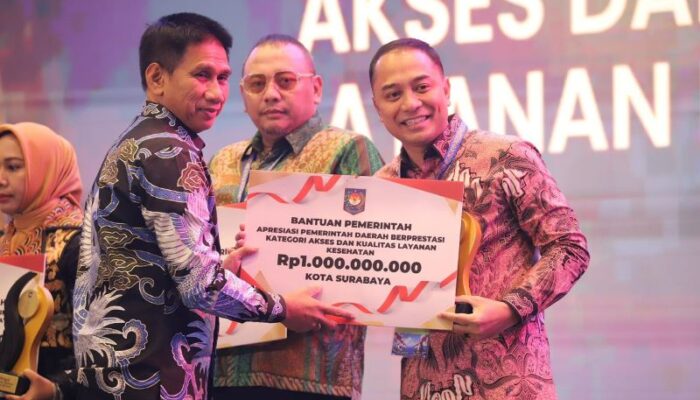 Pemkot Surabaya Raih Tiga Penghargaan Nasional dari Kemendagri dan Kemen PKP