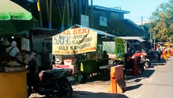 Pemkot Surabaya Tata Pedagang di Jalan Pucang Anom untuk Atasi Macet dan Genangan