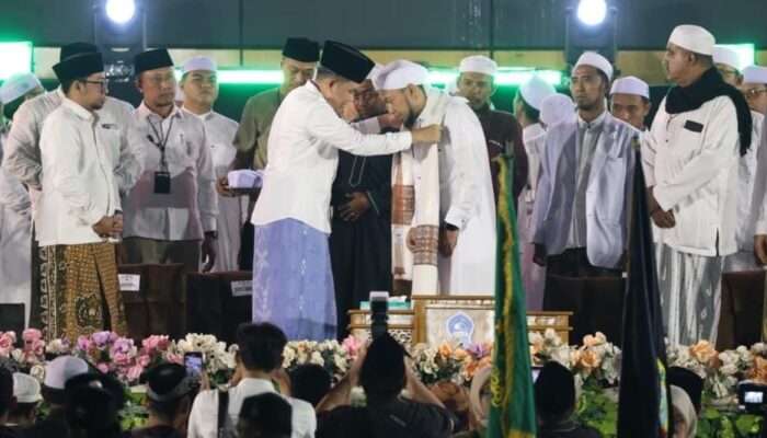 Jember Bersholawat Perkuat Persatuan, Gus Fawait Tegaskan Komitmen Tingkatkan Pelayanan Publik