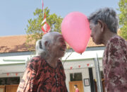 Lansia Bahagia Rayakan Kemerdekaan