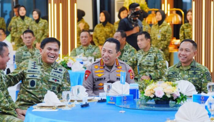 Kapolri Hadiri Silaturahmi Pimpinan Lembaga Negara di Mabes TNI AL