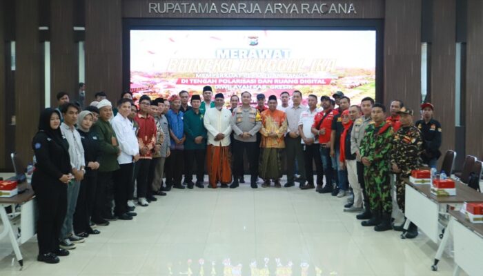 Merawat Bhinneka Tunggal Ika, Persatuan Gresik Diperkuat di Tengah Polarisasi Digital