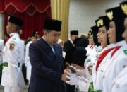 Paskibraka Jember Dikukuhkan, Gus Fawait Janjikan Beasiswa