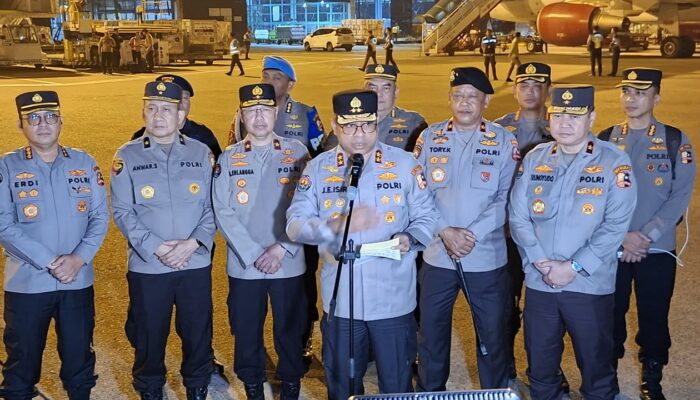 Polri Kerahkan 260 Personel Bantu Penanganan Gempa M 7,7 di Flores