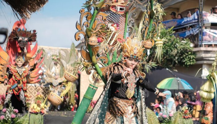 Dorong Hilirisasi Bambu Jadi Fashion Karnaval, BYCN Sukseskan Gintangan Bamboo Attraction 2026 di Banyuwangi