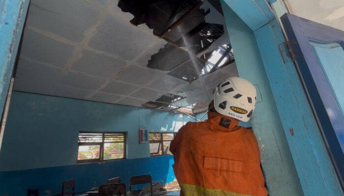 SMK Muhammdiyah 2 Kutorejo Terbakar, Dua Ruang Kelas Hangus