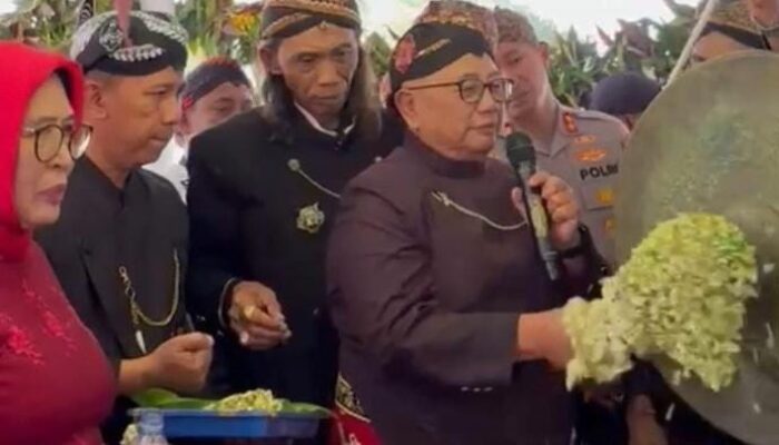 Jamasan Gong Kiai Pradah 2026 Jadi Wujud Pelestarian Seni Budaya dan Pariwisata Blitar