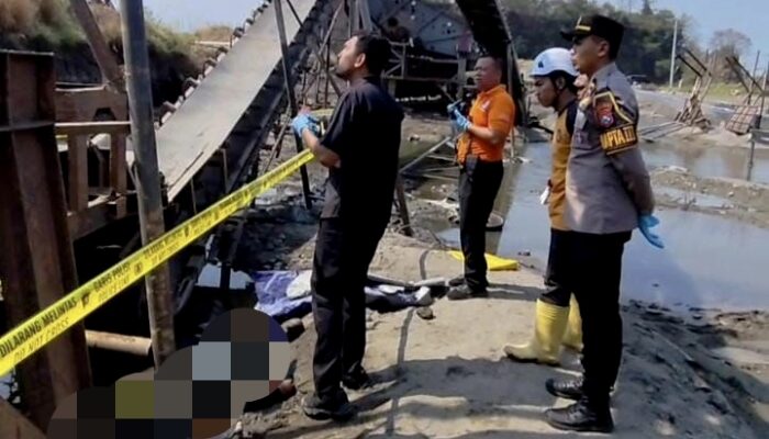 Konveyor Tiba-tiba Anjlok, Pekerja Mekanik di Mojokerto Mengembuskan Napas Terakhir