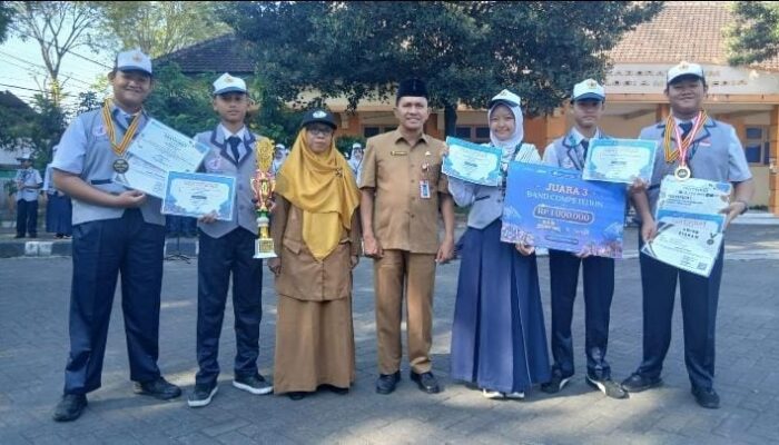 Kelas Unggulan Angkat Prestasi SMPN 1 Lumajang
