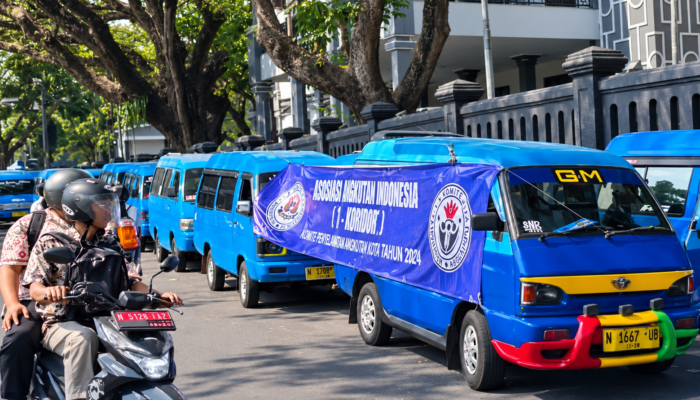 Sopir Angkot Malang Minta Koridor II Trans Jatim Ditunda