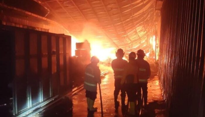 Pabrik Kayu Terbakar, Kerugian Ditaksir Rp5 M