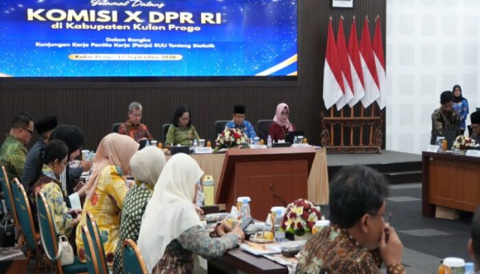 DPR Dorong Evaluasi Aturan Desil untuk Bansos dan Bantuan Pendidikan