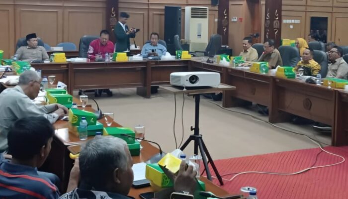 Mangkir Hearing Soal Keracunan Santri, DPRD Sidoarjo Kecam BGN