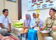 Siswi SMKN 6 Jual Kue, Imam Syafi’i Bantu Seragam Sekolah