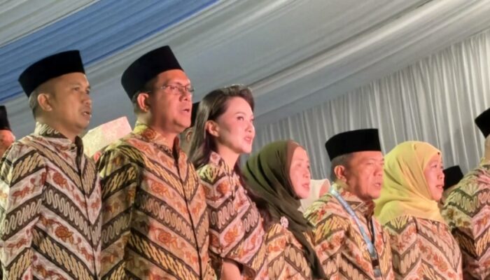 Bakar Semangat Kafilah Jatim di MTQ Nasional XXXI Semarang, Khofifah Hadiri Pembukaan 2.242 Peserta
