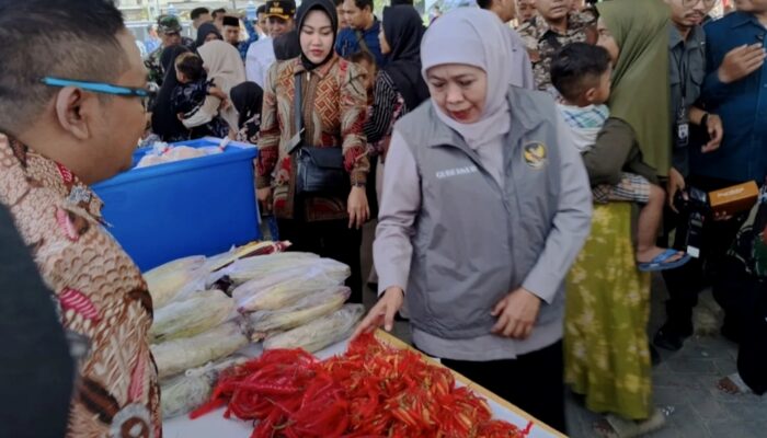 Pasar Murah Sampang Sedot Transaksi Rp94,9 Juta, Beras SPHP 1.200 Sak Ludes Terjual