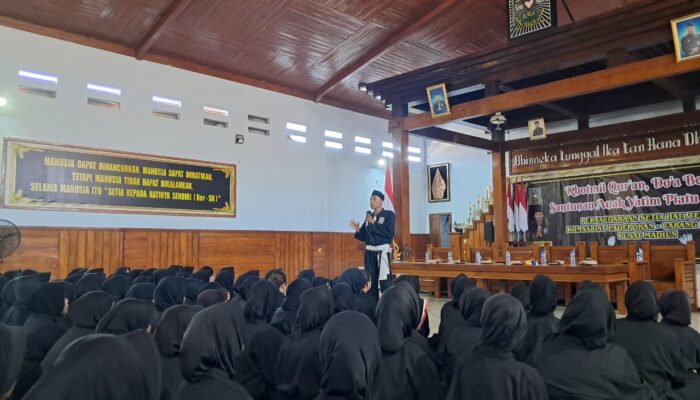 Perkuat Mental dan Karakter, Ratusan Siswa PSHT Nganjuk Ikuti UKT Sabuk Jambon