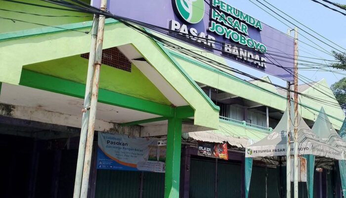 200 Pedagang Pasar Bandar Kediri Mogok Jualan, Protes Aturan Perumda Pasar Joyoboyo